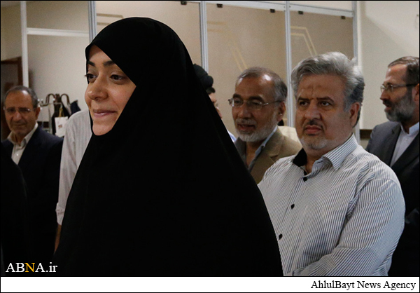 ماجرای تقدیم انگشتر الهام چرخنده به رهبر انقلاب